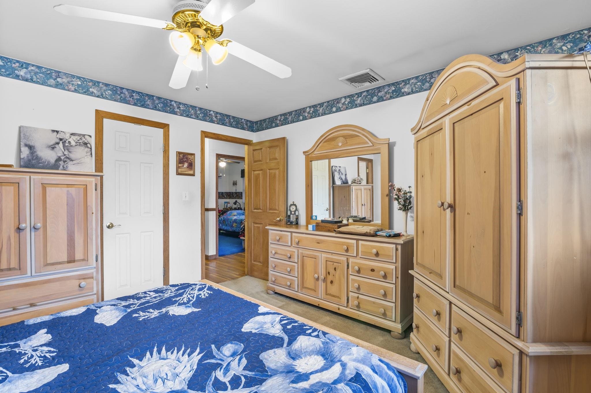 260 Front Street Secaucus, NJ 07094 - Photo 12 of 20 Gallery Image 12