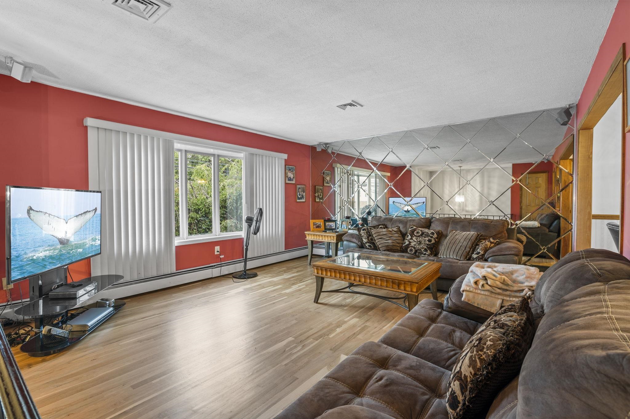 260 Front Street Secaucus, NJ 07094 - Photo 16 of 20 Gallery Image 16