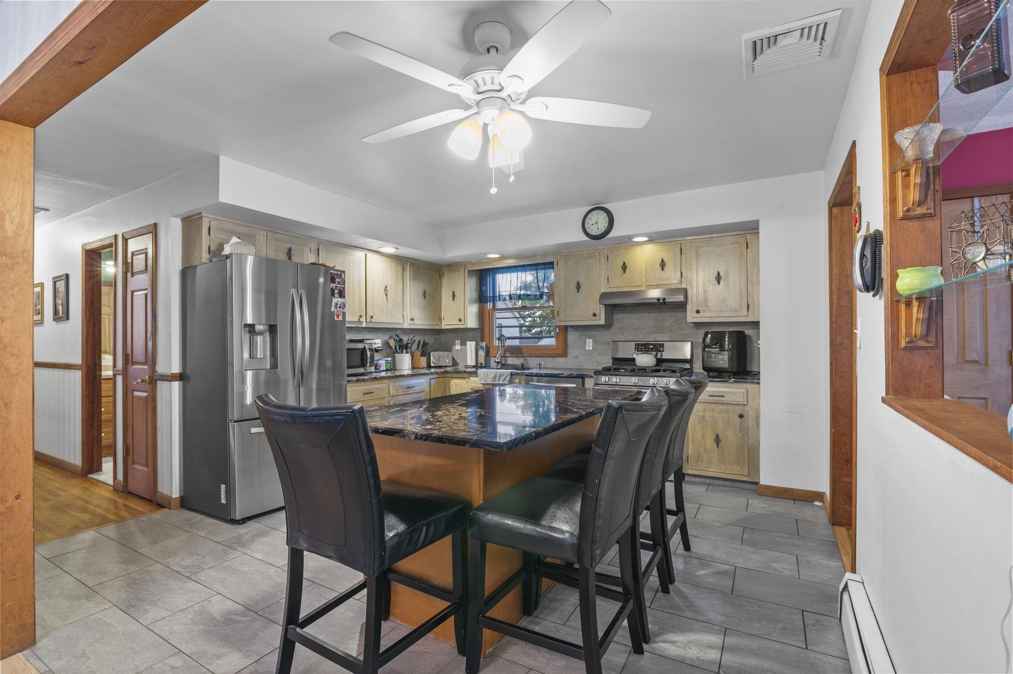 260 Front Street Secaucus, NJ 07094 - Photo 17 of 20 Gallery Image 17