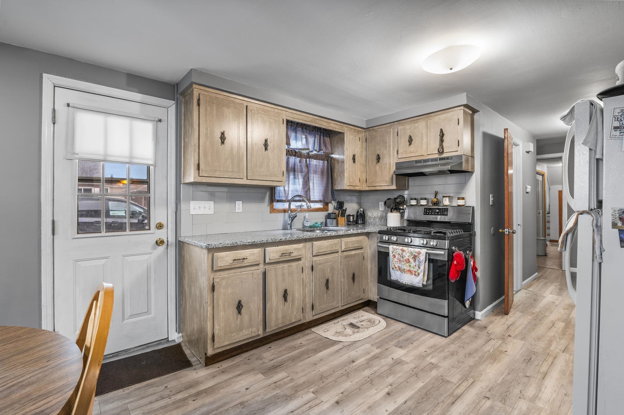 260 Front Street Secaucus, NJ 07094 - Photo 4 of 20 Gallery Image 4