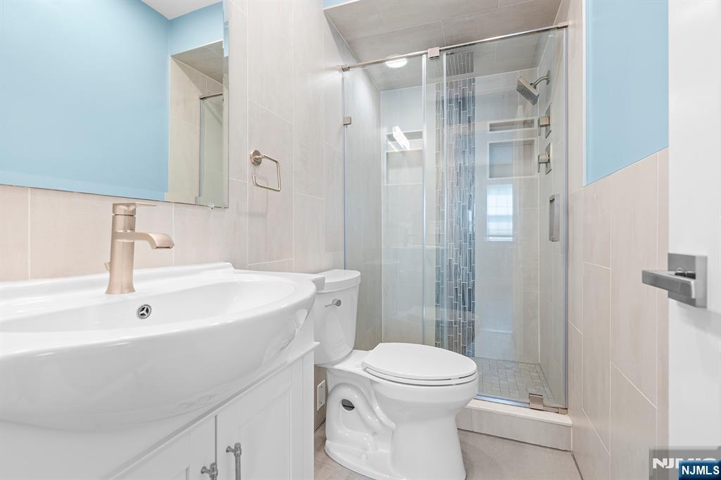 52 Reilly Court Hackensack, NJ 07601 - Photo 21 of 28