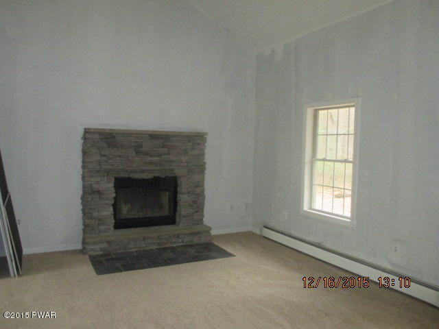 130 Nelson Road Milford, PA 18337 - Photo 3 of 13 Gallery Image 3