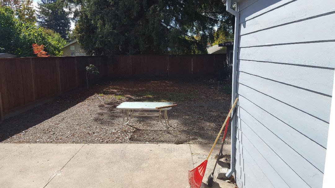 117 Talbot Avenue Santa Rosa, CA 95404 - Photo 3 of 7 a view of a backyard of the house