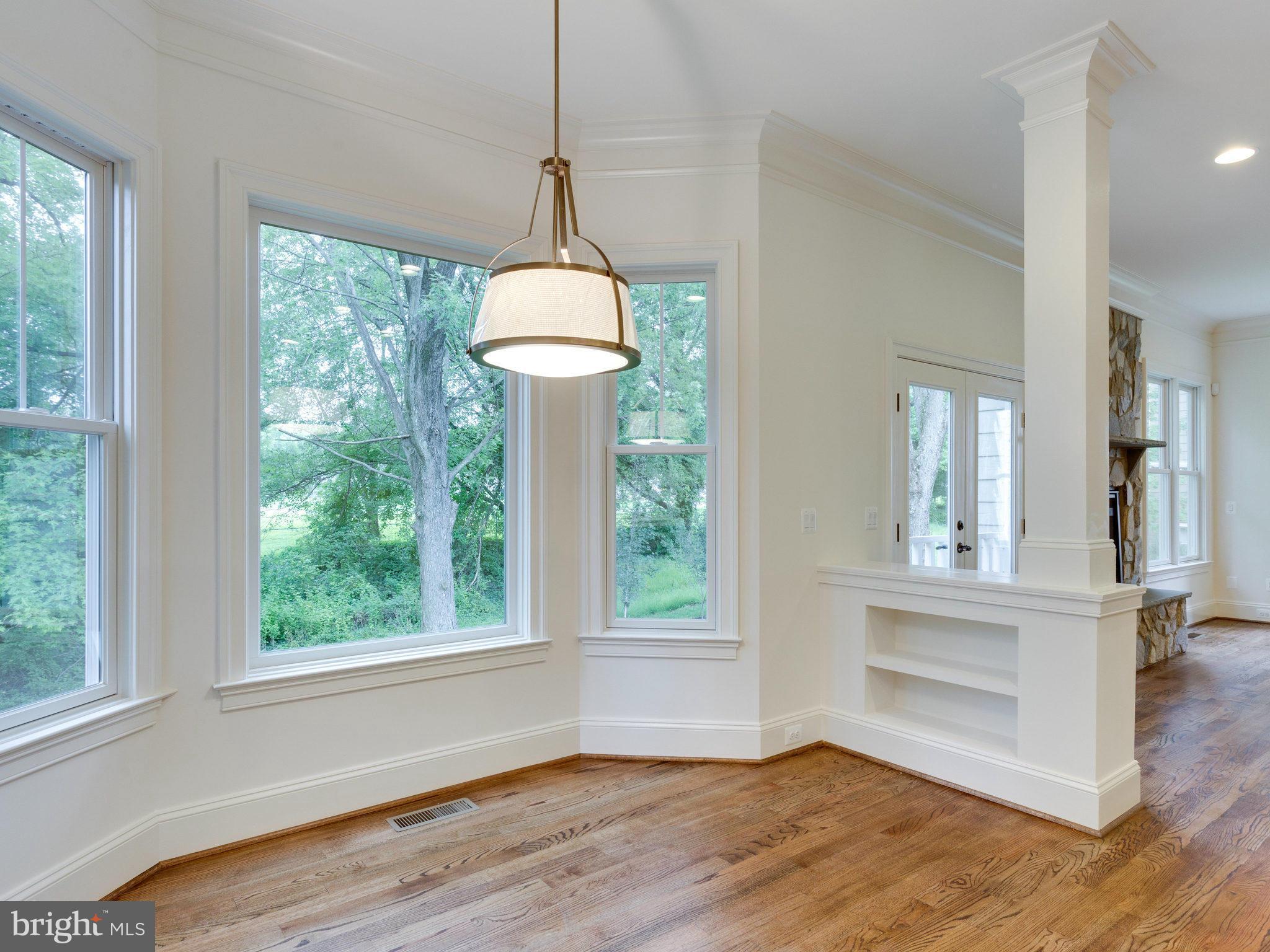 7112 Thrasher Road McLean, VA 22101 - Photo 7 of 30 Breakfast Area