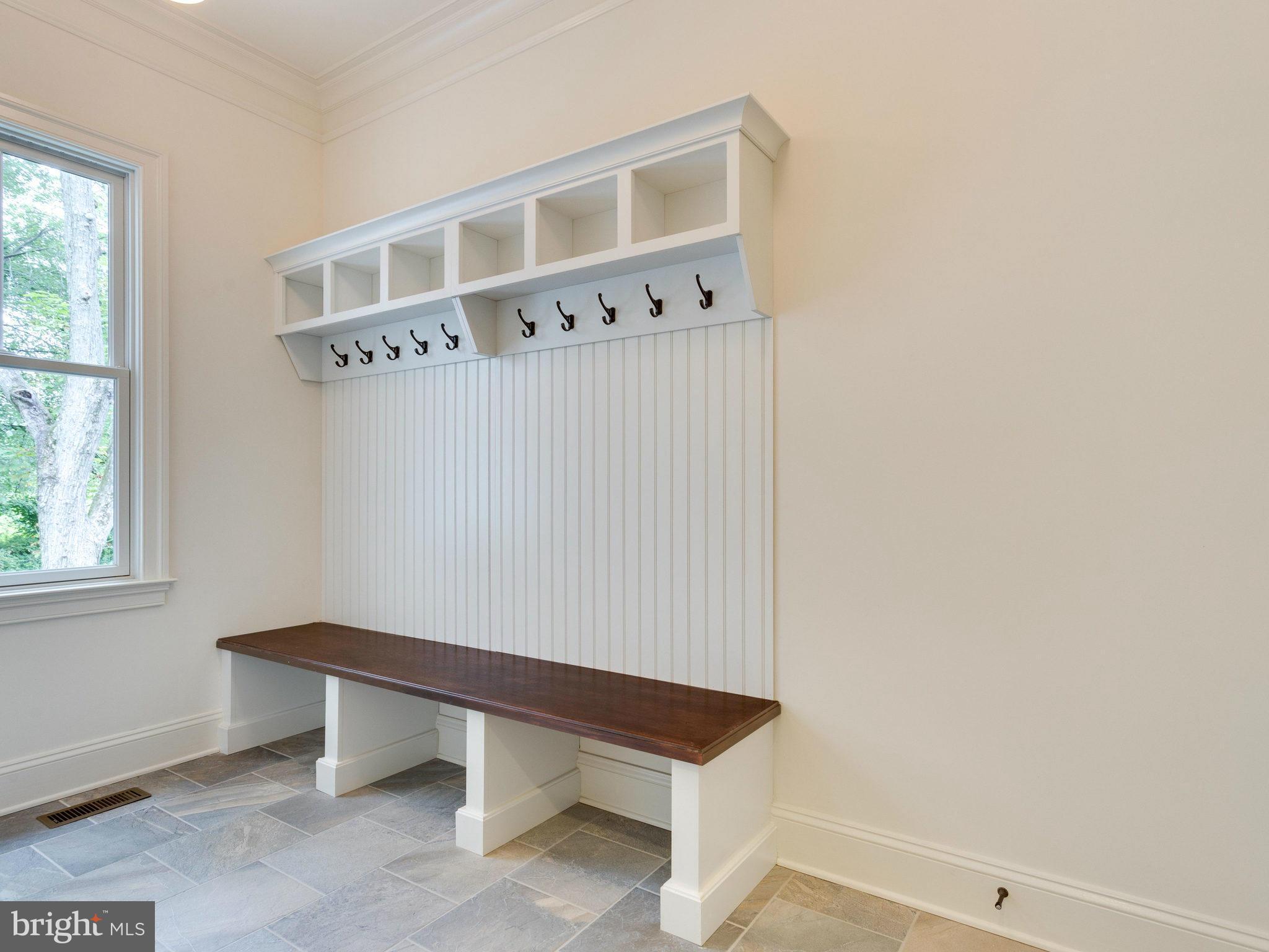 7112 Thrasher Road McLean, VA 22101 - Photo 9 of 30 Mud Room