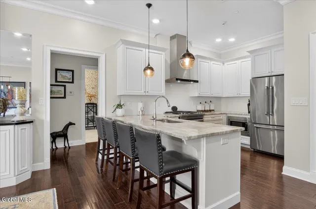 $935,000 | 46 Union Avenue, Unit 205, Saratoga Springs, NY 12866