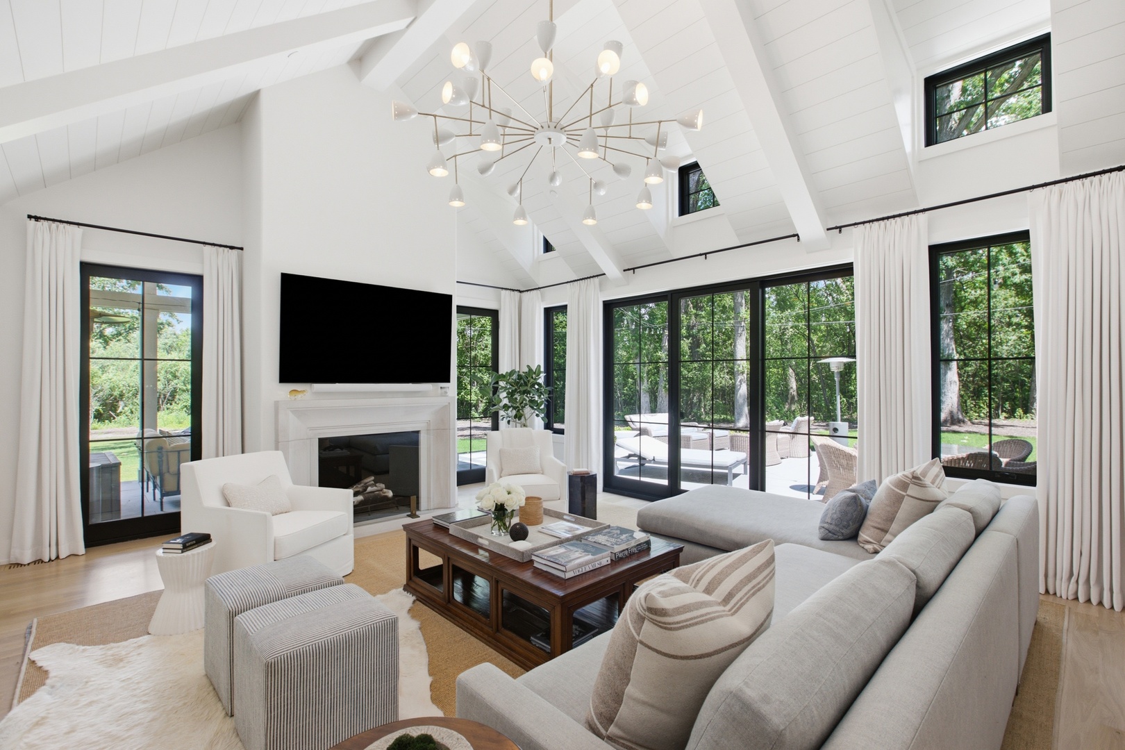 1360 West Everett Road Lake Forest, IL 60045 - Photo 10 of 49 Gallery Image 10
