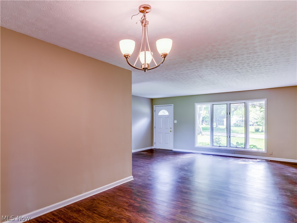 674 Schocalog Road Akron, OH 44320 - Photo 2 of 34 Gallery Image 2