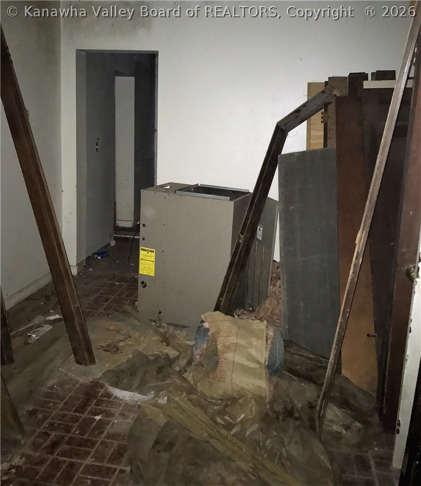 4514 Victoria Road Charleston, WV 25313 - Photo 6 of 22 Gallery Image 6