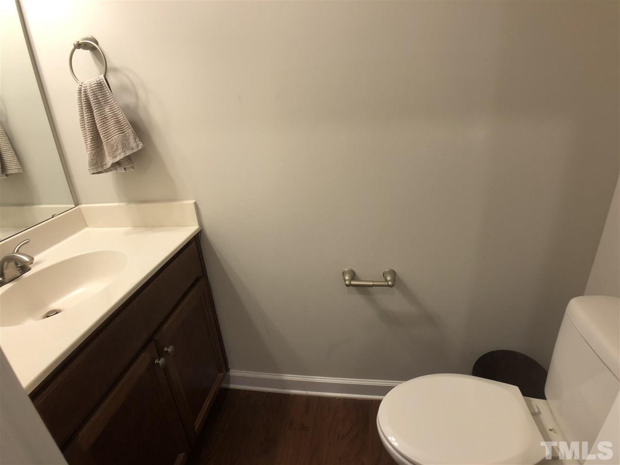 5505 Nur Lane Raleigh, NC 27606 - Photo 8 of 22 Photo #8
