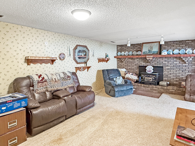 255 500 South Ferron, UT 84523 - Photo 13 of 33