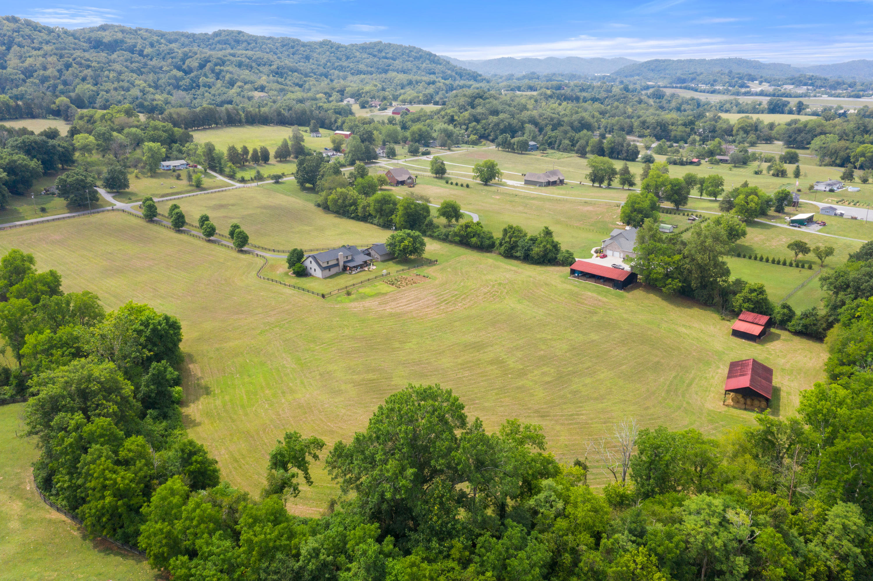 283 Brushy Valley Road Clinton, TN 37716 - Photo 36 of 40 283 Brushy Valley Rd-69