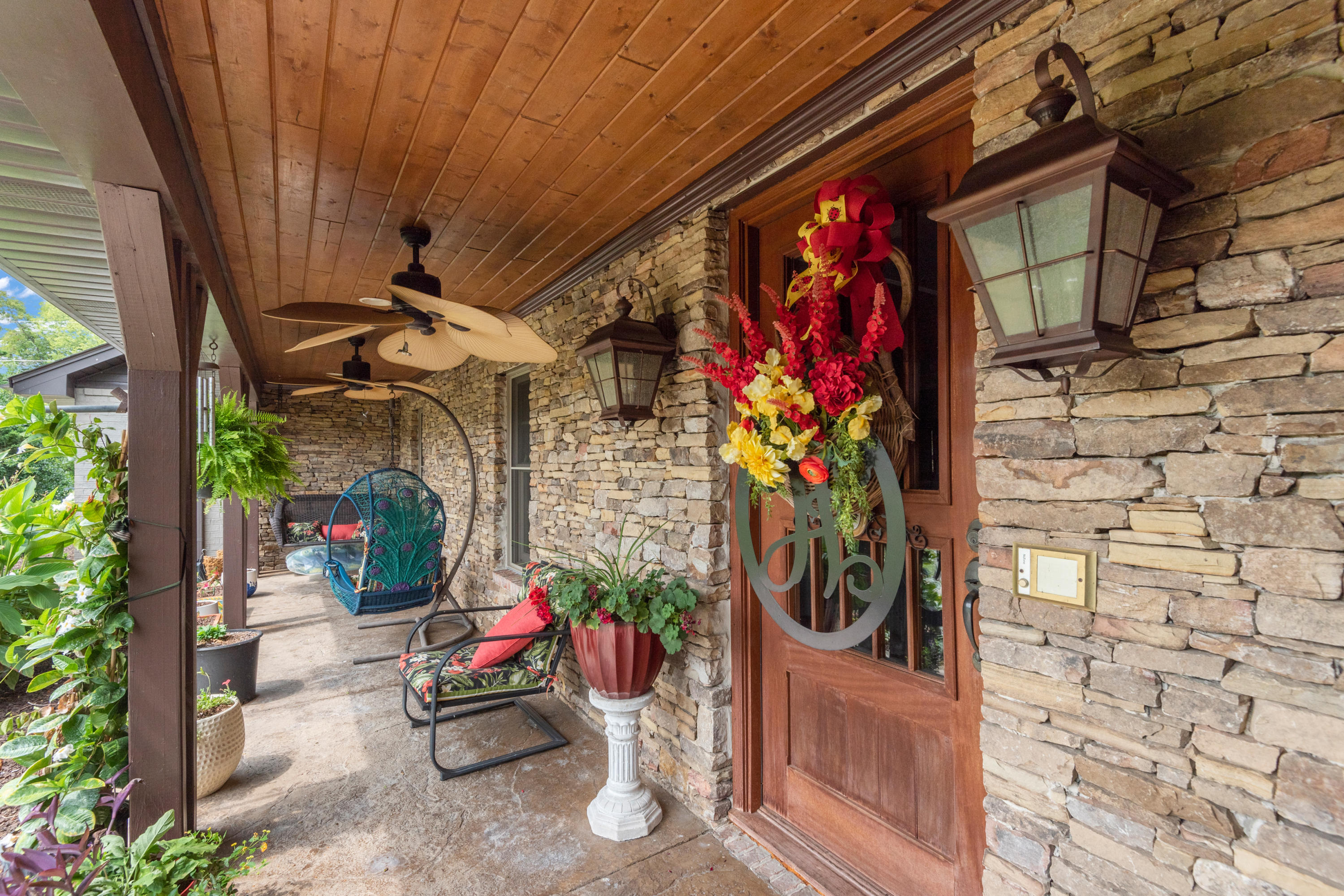 283 Brushy Valley Road Clinton, TN 37716 - Photo 8 of 40 283 Brushy Valley Rd-60