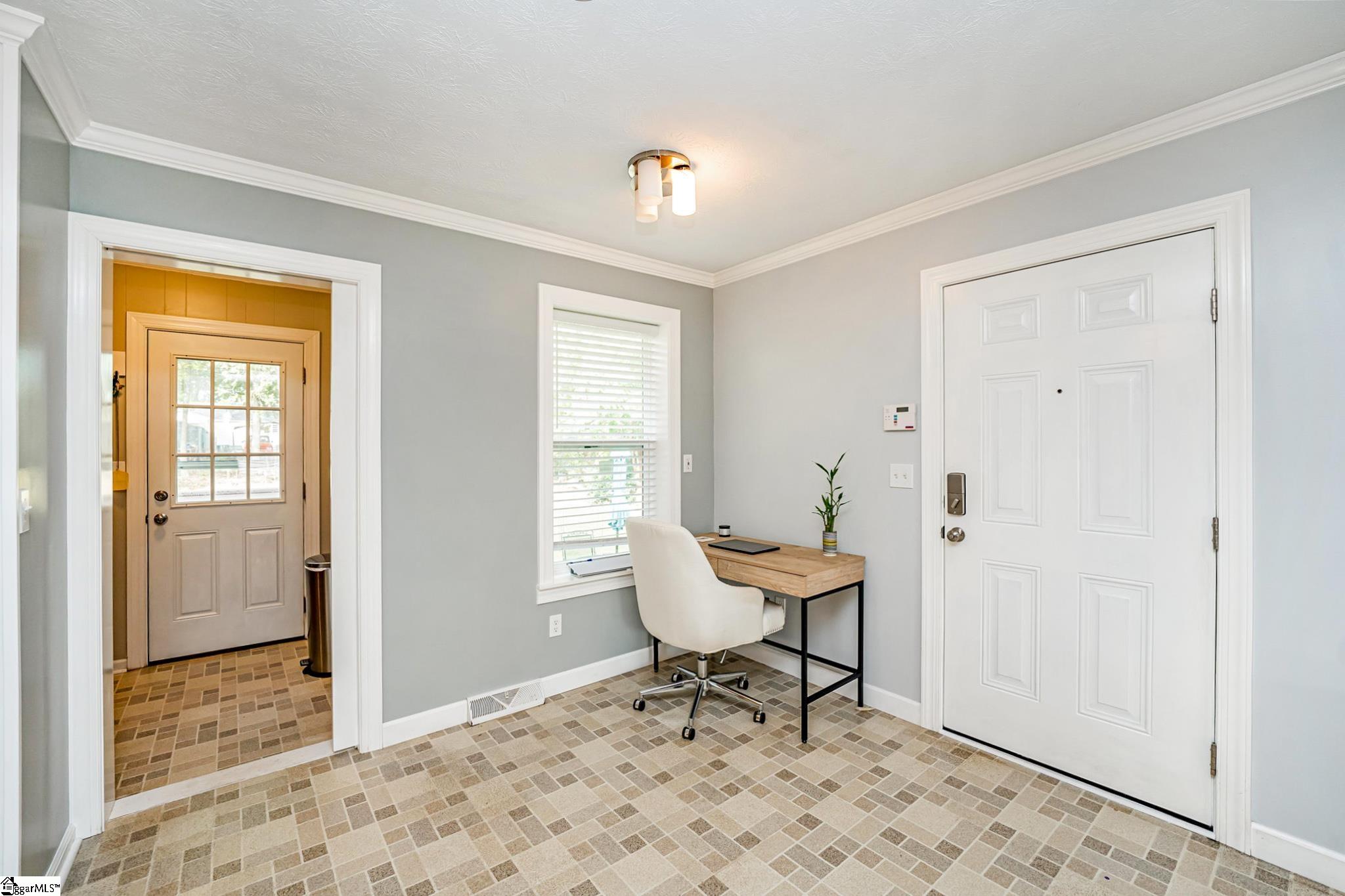 12 State Rd S-23-591 Greenville, SC 29617 - Photo 16 of 36 Gallery Image 16