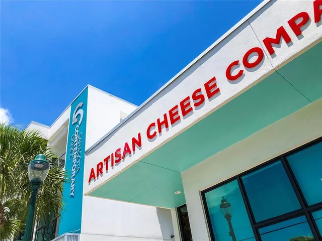 $1,196,000 | 430 Kumquat Court, Unit 210, Sarasota, FL 34236