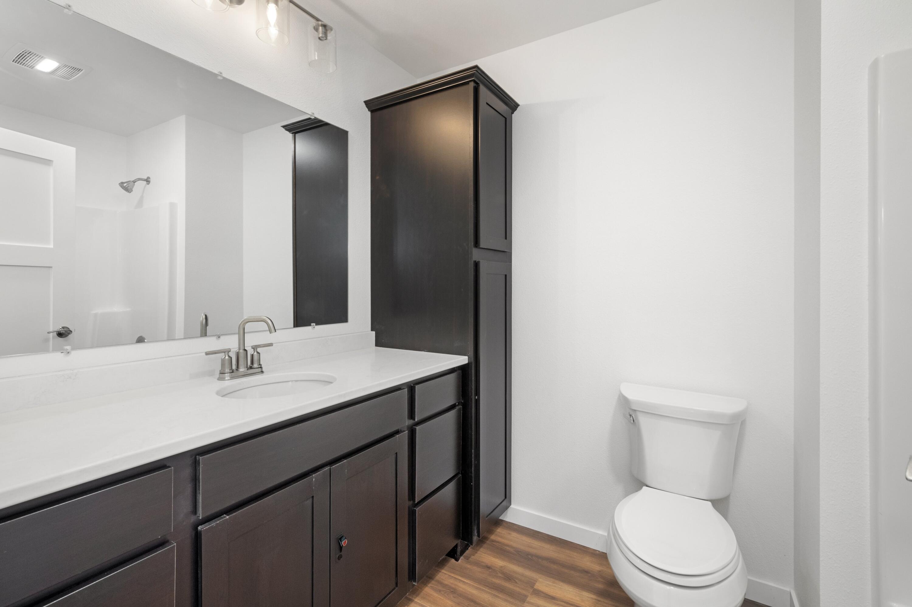 1200 Sween Drive, Unit 2 Holmen, WI 54636 - Photo 21 of 41 27 UPPER FULL BATH