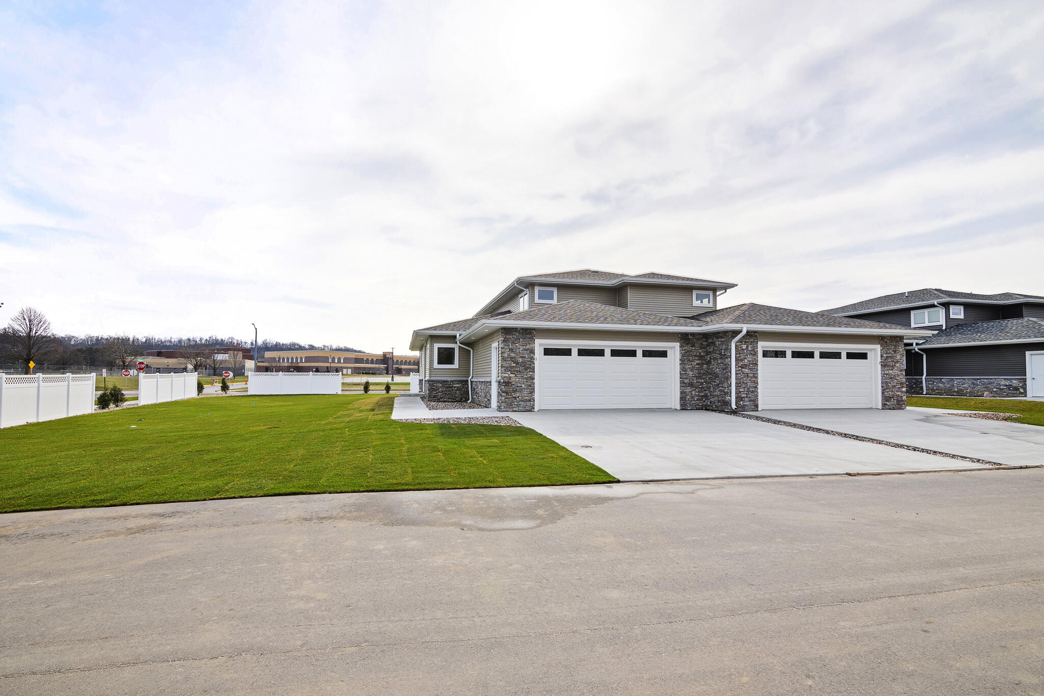 1200 Sween Drive, Unit 2 Holmen, WI 54636 - Photo 38 of 41 10