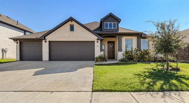 $419,900 | 326 Autumn Hl Bluff, Lavon, TX 75166