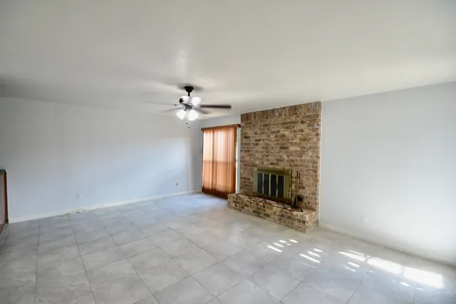 $175,000 | 6331 Creekbend Drive, Unit 88, Houston, TX 77096