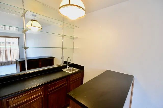 $175,000 | 6331 Creekbend Drive, Unit 88, Houston, TX 77096