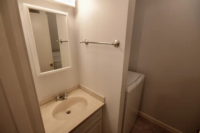 $175,000 | 6331 Creekbend Drive, Unit 88, Houston, TX 77096