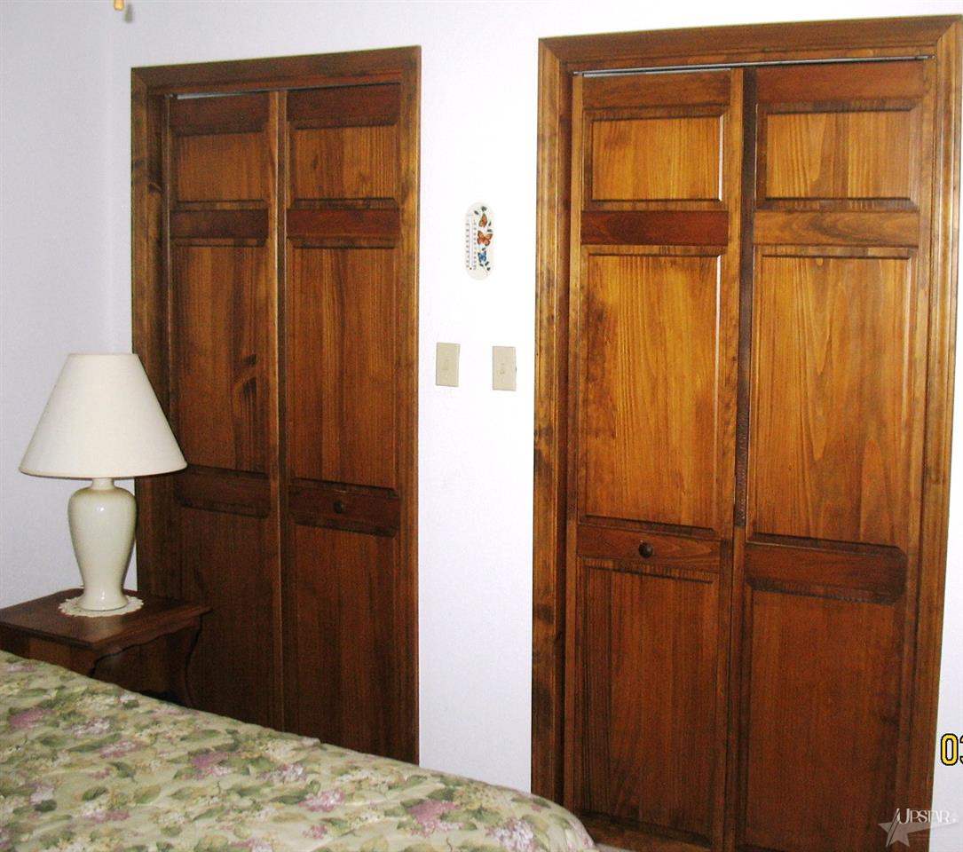 130 West Grant Street Decatur, IN 46733 - Photo 8 of 12