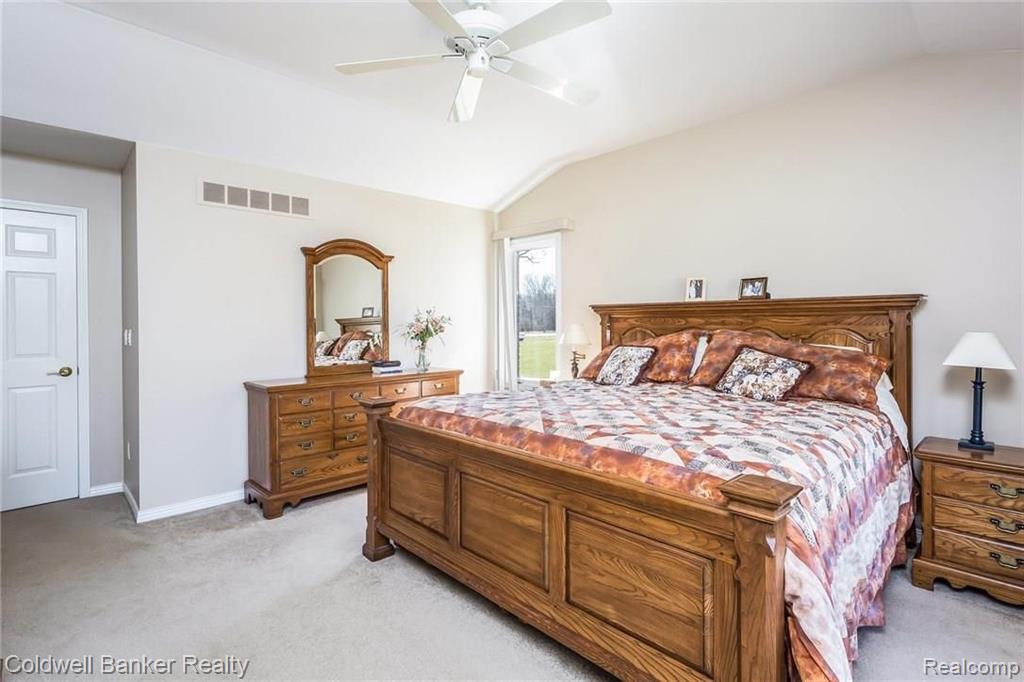 836 Shortridge Avenue Rochester Hills, MI 48307 - Photo 16 of 51