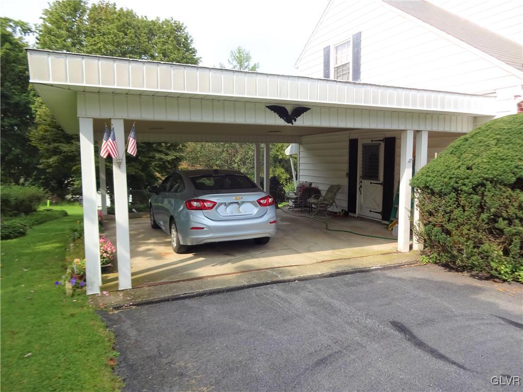 646 Blue Ridge Avenue Bangor, PA 18013 - Photo 2 of 43 A car port