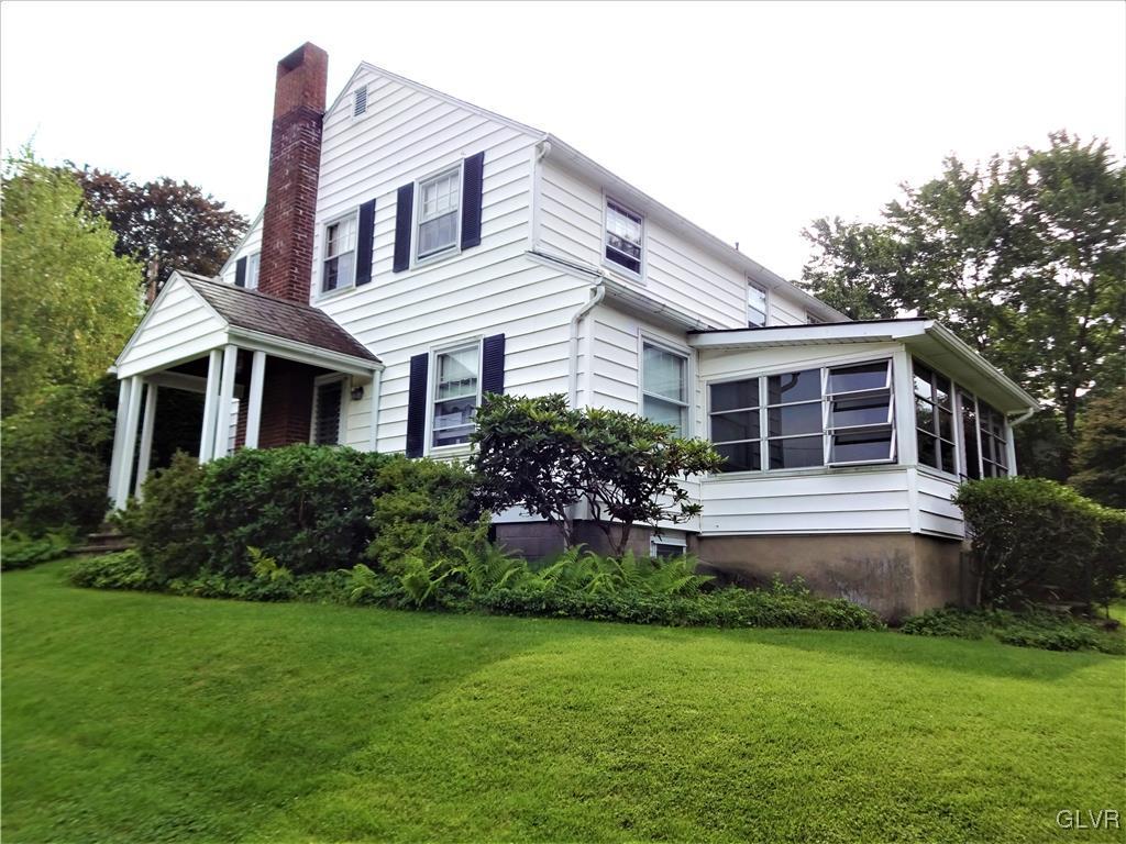 646 Blue Ridge Avenue Bangor, PA 18013 - Photo 41 of 43 Covered side porch