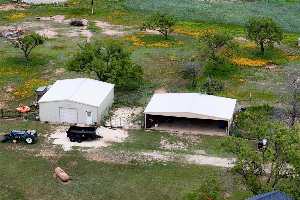 310 Foothill Road Abilene, TX 79602 - Photo 37 of 40 Workshop and pole barn
