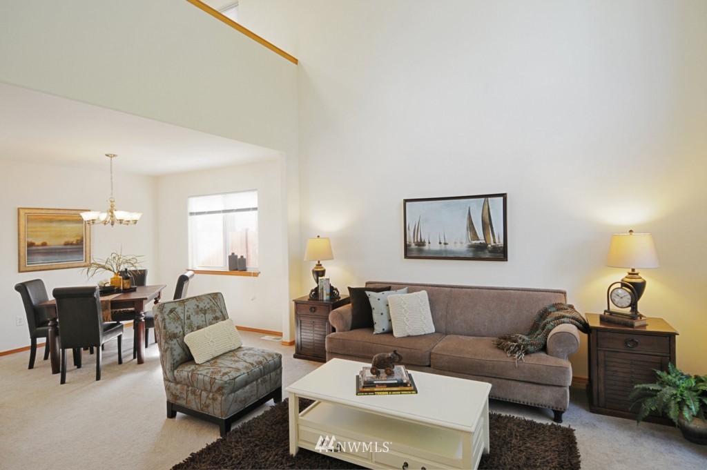 18015 28th Drive Southeast Bothell, WA 98012 - Photo 3 of 19 Gallery Image 3