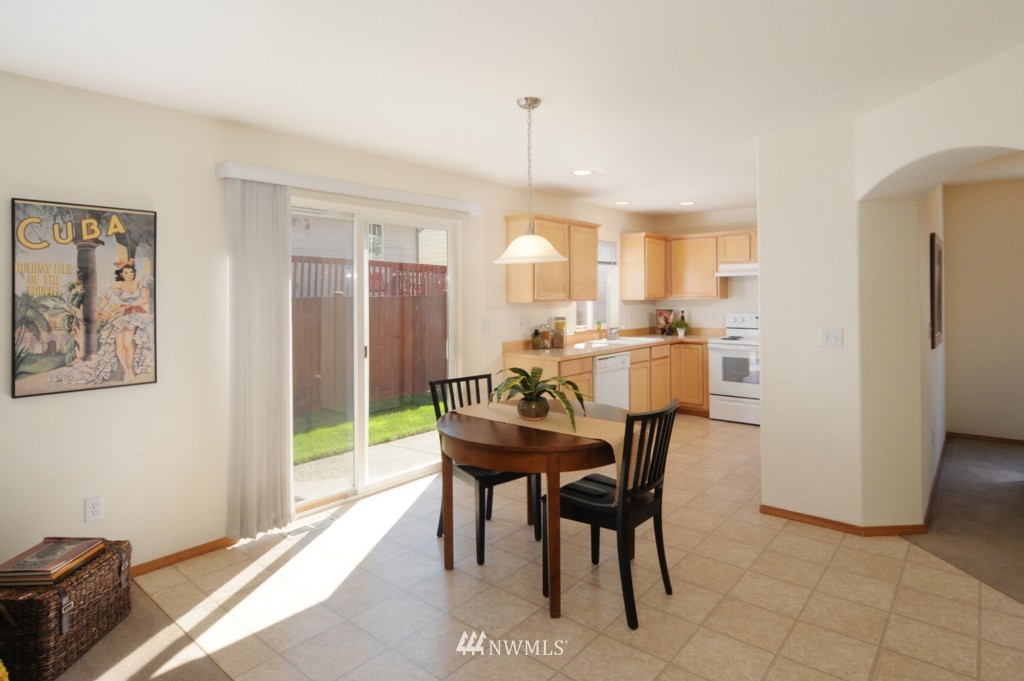 18015 28th Drive Southeast Bothell, WA 98012 - Photo 6 of 19 Gallery Image 6