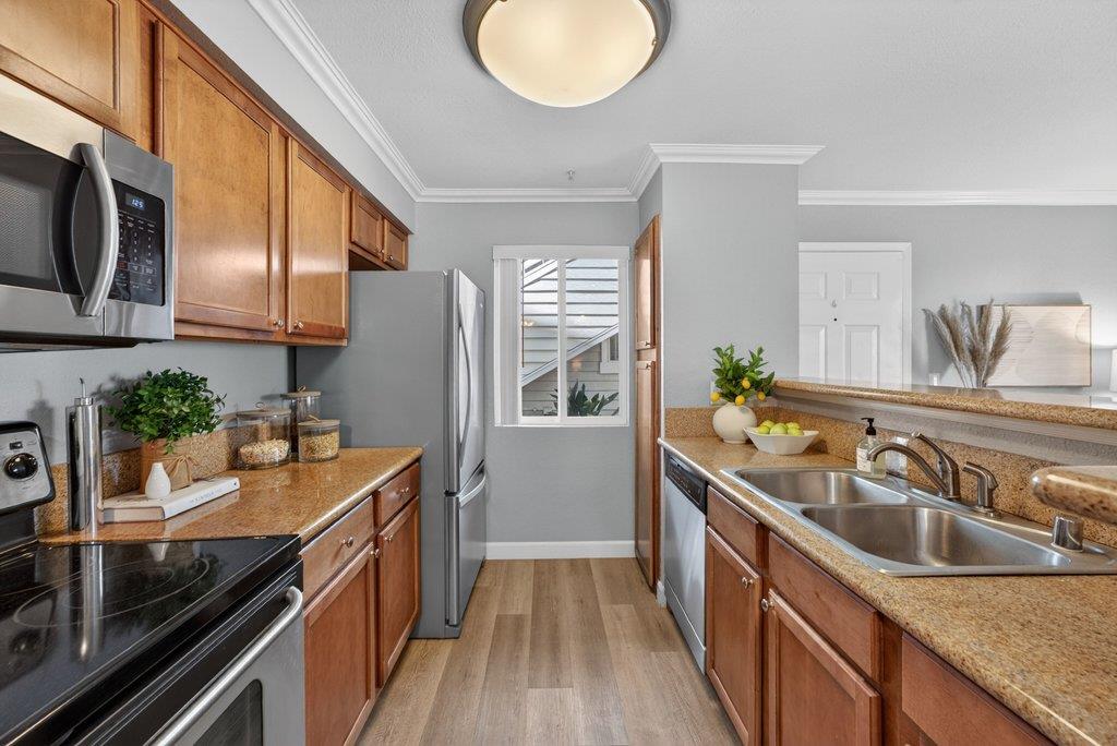 41 Grandview Street, Unit 1101 Santa Cruz, CA 95060 - Photo 5 of 38