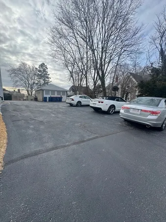 $1,750 | 198 South Main Street, Unit 2W, Acushnet, MA 02743