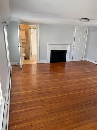 $1,750 | 198 South Main Street, Unit 2W, Acushnet, MA 02743