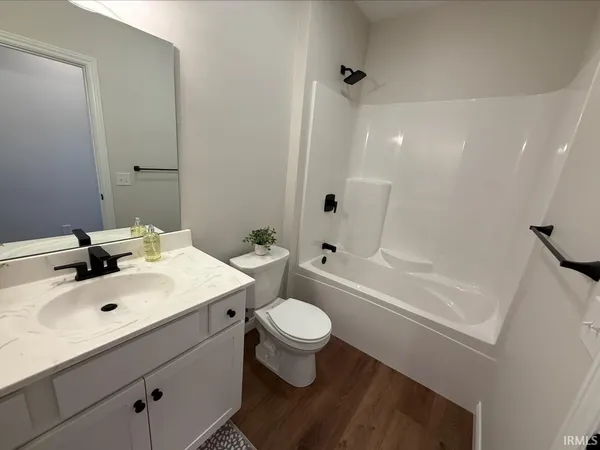 $270,000 | 1610 Theo Drive, Unit 1, Evansville, IN 47711