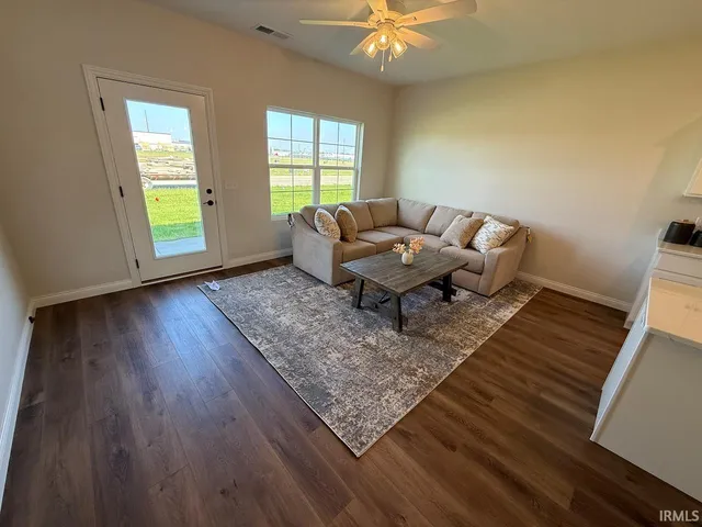 $270,000 | 1610 Theo Drive, Unit 1, Evansville, IN 47711