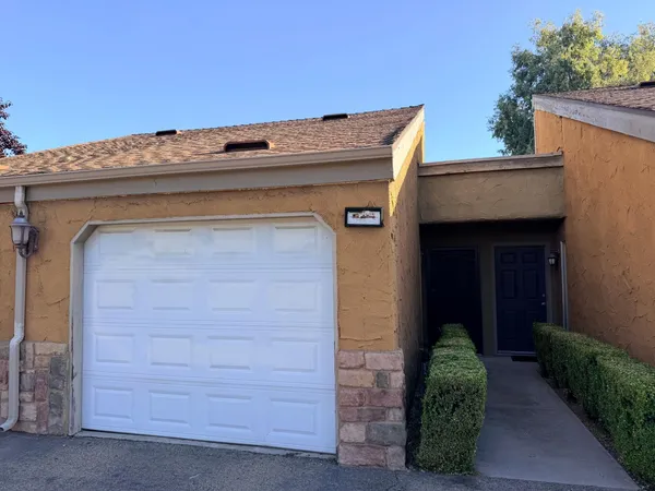 $189,900 | 7178 North Fruit Avenue, Unit 116, Fresno, CA 93711