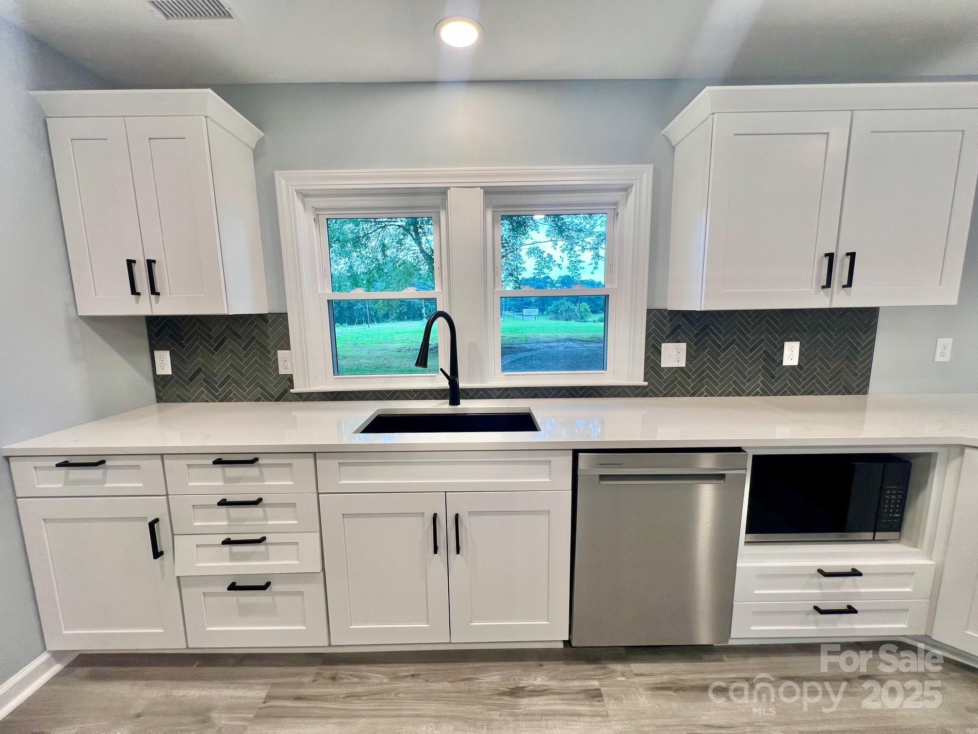 5665 Highway 90 Hiddenite, NC 28636 - Photo 10 of 26