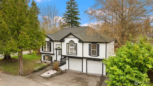 $745,000 | 22057 Southeast 269th Street, Maple Valley, WA 98038
