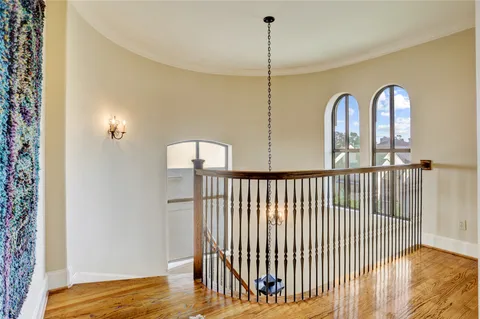 $850,000 | 1008 Potomac Drive, Houston, TX 77057