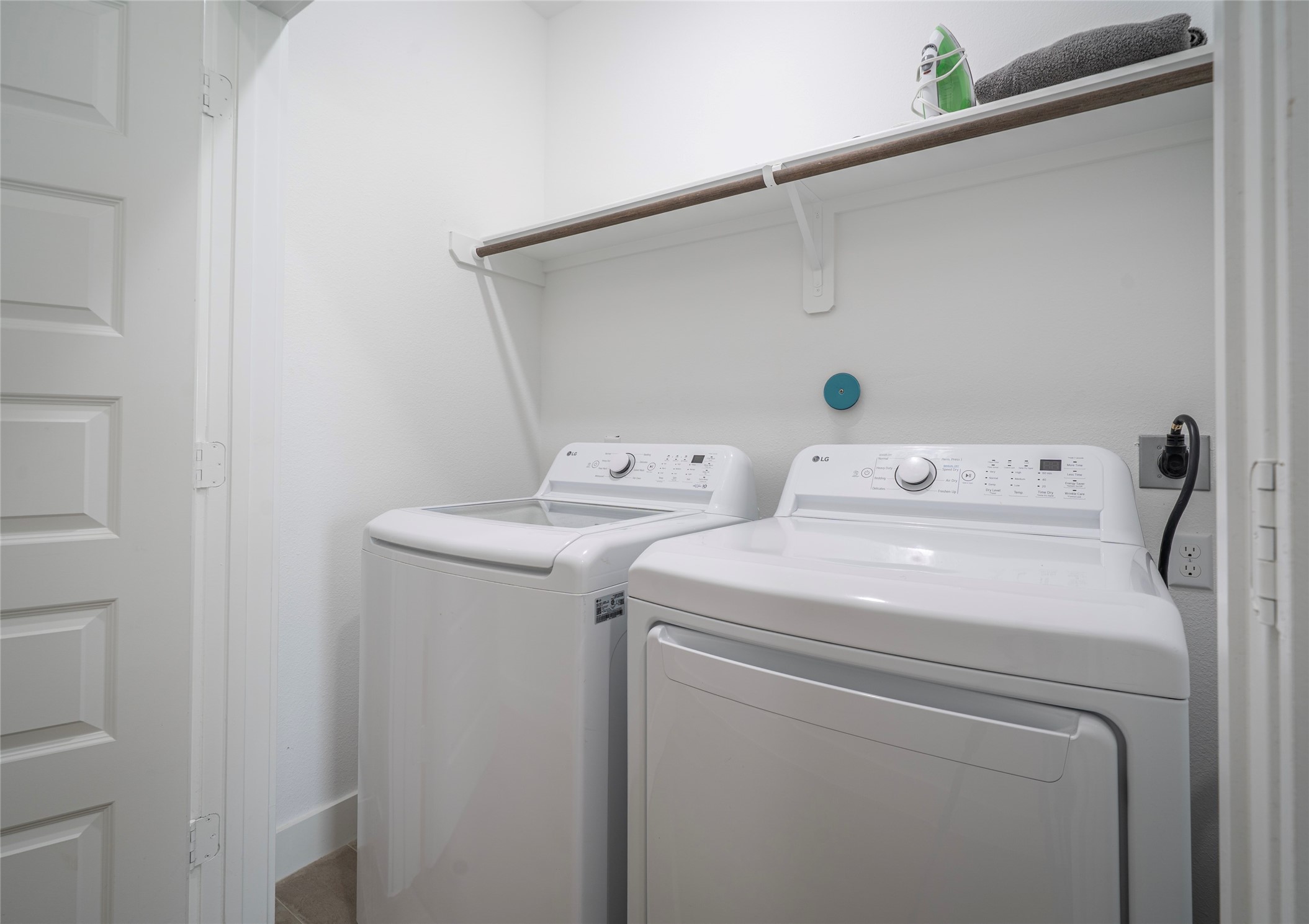 316 Thornton Road, Unit F Houston, TX 77018 - Photo 8 of 11