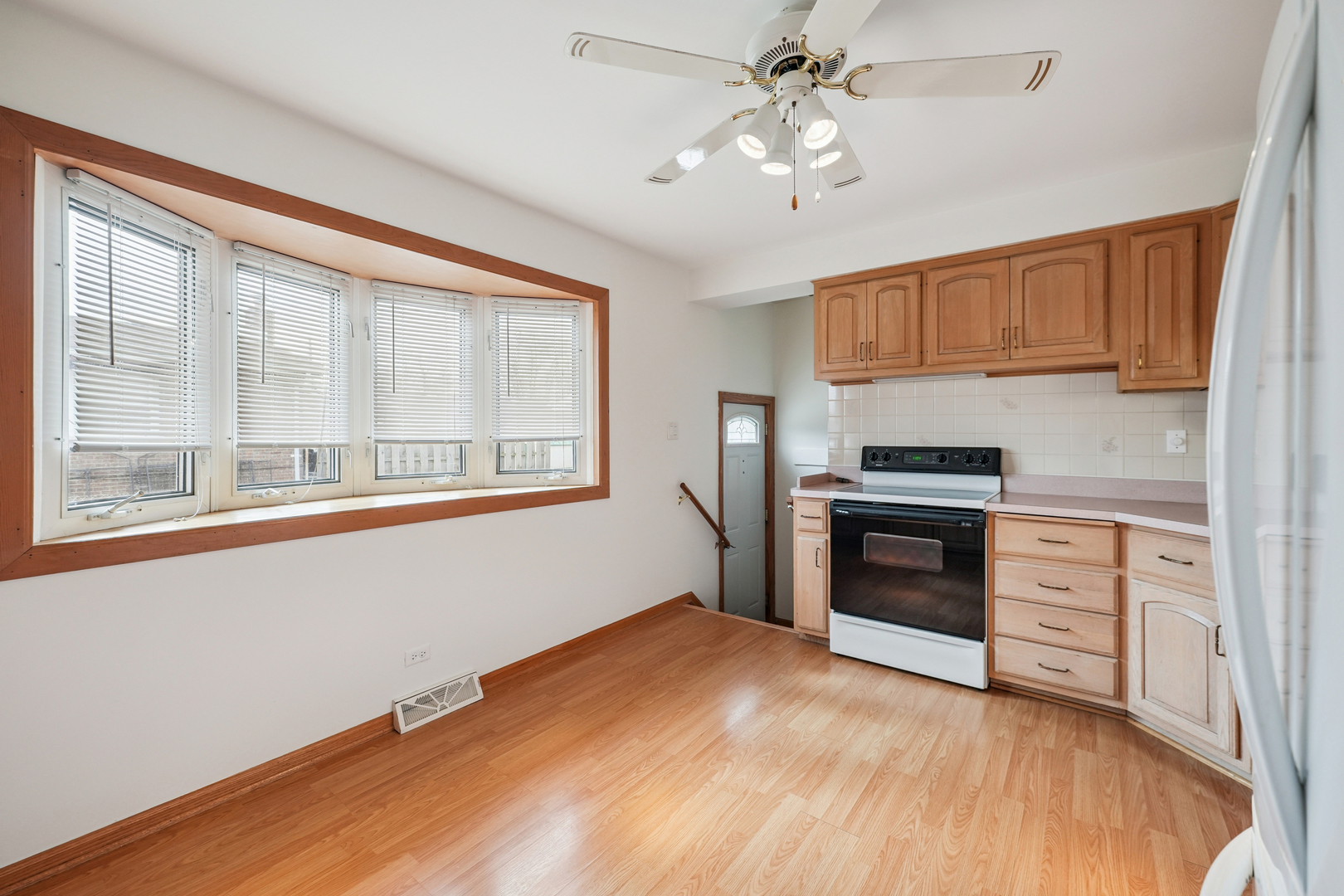 244 South Coolidge Street Chicago Heights, IL 60411 - Photo 6 of 17