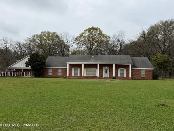 $500,000 | 2110 Carol Street, Greenville, MS 38703