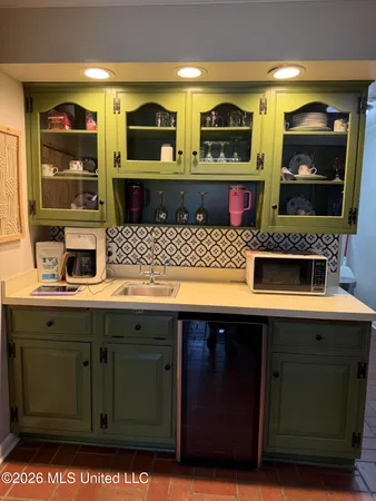 $500,000 | 2110 Carol Street, Greenville, MS 38703