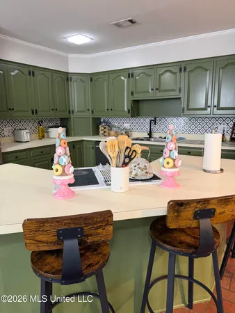 $500,000 | 2110 Carol Street, Greenville, MS 38703