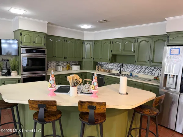 $500,000 | 2110 Carol Street, Greenville, MS 38703