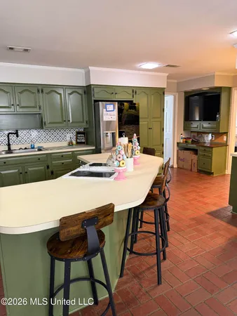 $500,000 | 2110 Carol Street, Greenville, MS 38703