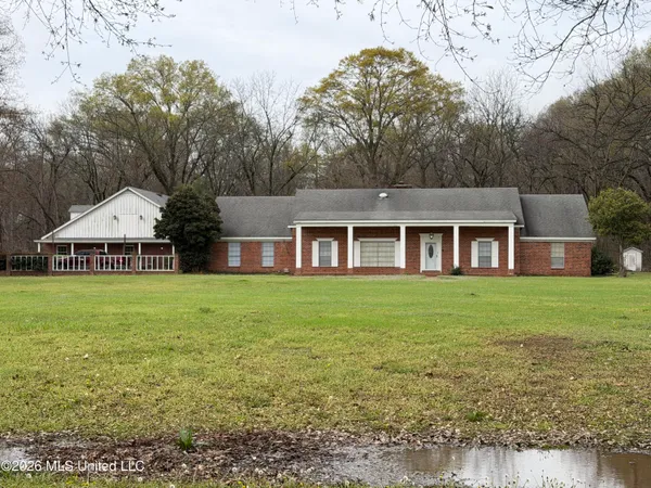 $500,000 | 2110 Carol Street, Greenville, MS 38703