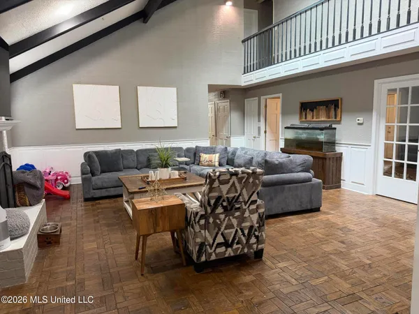 $500,000 | 2110 Carol Street, Greenville, MS 38703